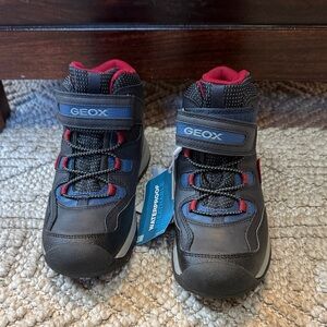🎁 Geox Kids Sneaker Boots